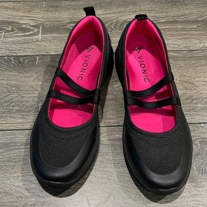 Vionic Opal Black and Pink Shoe Women’s Size 9.5